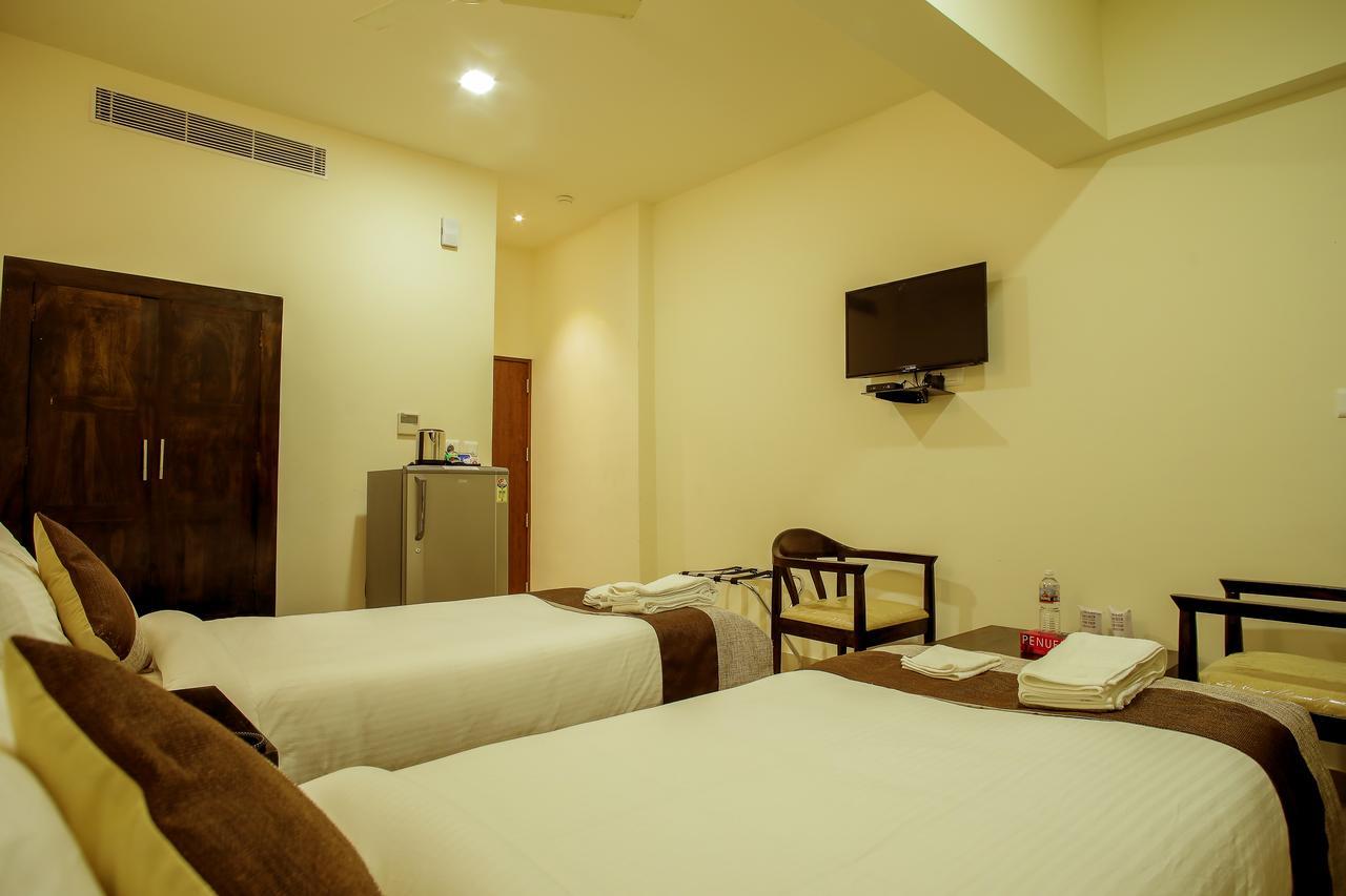 Le Noor Hotel Kochi Ngoại thất bức ảnh